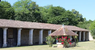 Château de Balzac Château de Balzac