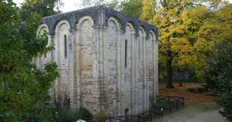 Abbaye Carolingienne Notre Dame et Saint Benoît Abbaye Carolingienne Notre Dame et Saint Benoît