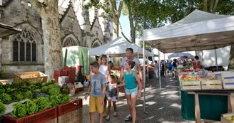 Marché Saint-Pierre de Saintes Marché Saint-Pierre de Saintes