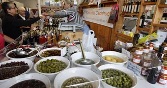 Marché Saint-Pierre de Saintes Marché Saint-Pierre de Saintes