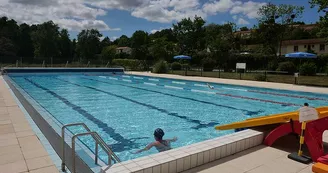 Piscine de Saint-Césaire Piscine de Saint-Césaire