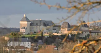 Château de Chalais Château de Chalais
