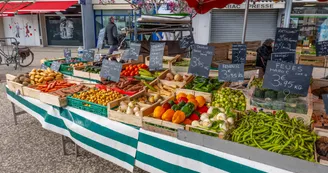 Marché de la Pommeraie à Périgny Marché de la Pommeraie à Périgny