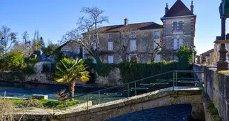 Village de Verteuil sur Charente Village de Verteuil sur Charente