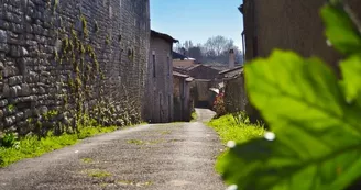 Village de Verteuil sur Charente Village de Verteuil sur Charente