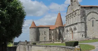L'église et le château L'église et le château