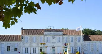 Circuit VTC N1 Salignac sur Charente bourg Flow Velo Port du Lys fleuve Charente 6 Circuit VTC N1 Salignac sur Charente bourg Flow Velo Port du Lys fleuve Charente 6
